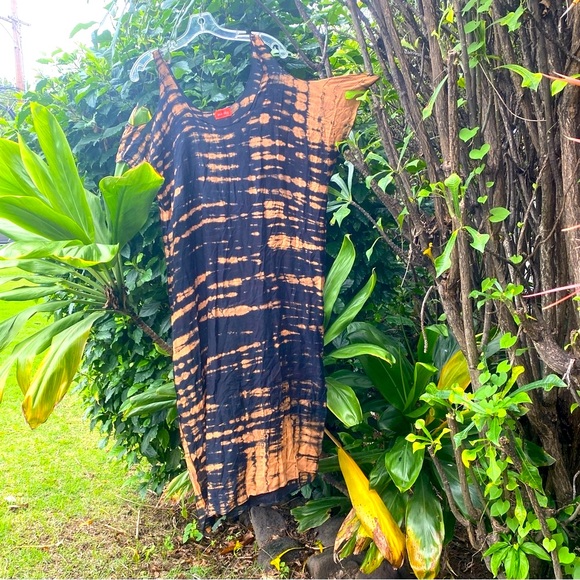Early AVA SKY cold shoulder tiger print tie dye shibori maxi. - Picture 1 of 16